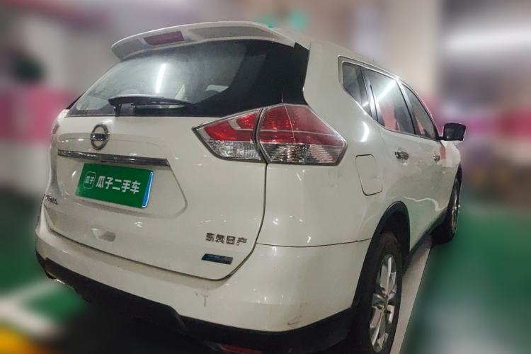 Used Nissan X-Trail 2014 2.0L CVT Comfort Edition 2WD Rear Right 45 Deg