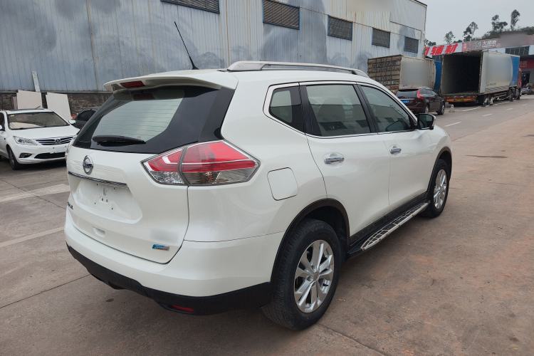 Used Nissan X-Trail 2014 2.0L CVT Comfort Edition 2WD Rear Right 45 Deg