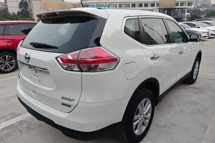 Used Nissan X-Trail 2014 2.0L CVT Comfort Edition 2WD Rear Right 45 Deg