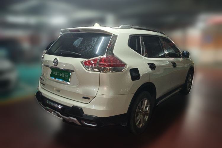 Used Nissan X-Trail 2014 2.5L CVT Luxury Edition 4WD Rear Right 45 Deg