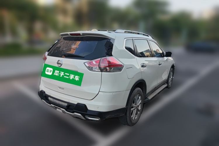Used Nissan X-Trail 2014 2.5L CVT Leading Edition 4WD Rear Right 45 Deg