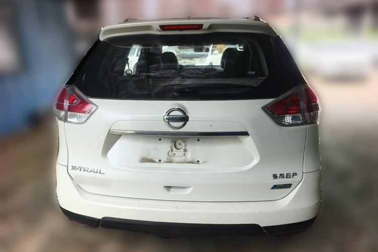 Used Nissan X-Trail 2014 2.5L CVT Luxury Edition 4WD Rear