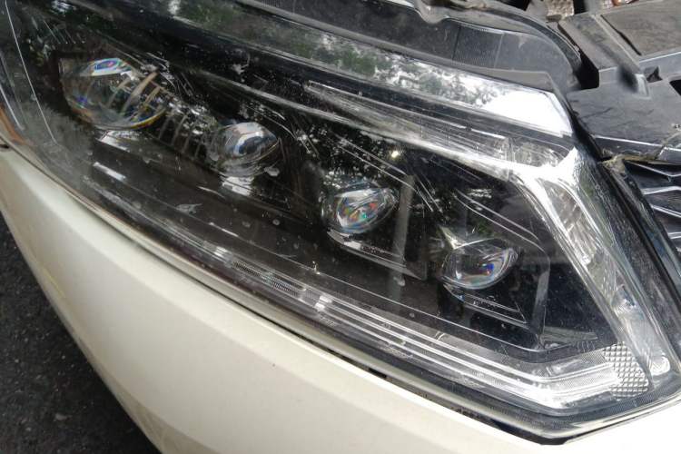 Used Nissan X-Trail 2014 2.5L CVT Luxury Edition 4WD Right Front Headlight