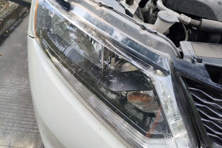 Used Nissan X-Trail 2014 2.0L CVT Comfort Edition 2WD Right Front Headlight