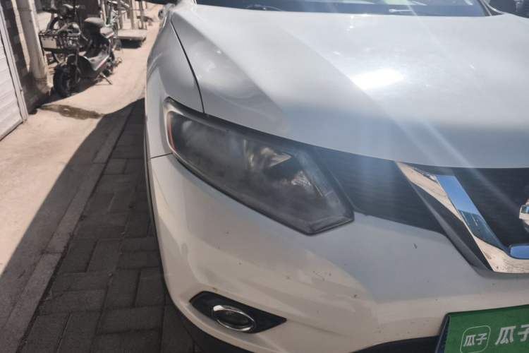 Used Nissan X-Trail 2014 2.0L CVT Comfort Edition 2WD Right Front Headlight