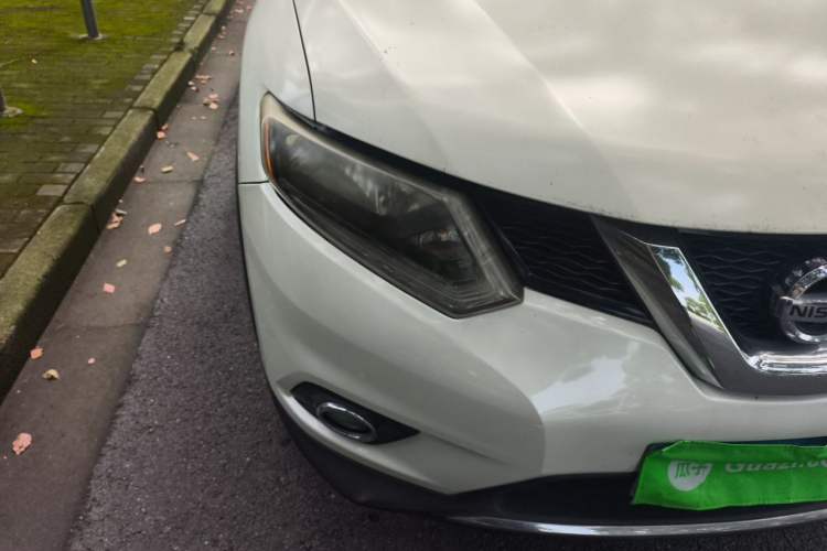 Used Nissan X-Trail 2014 2.0L CVT Comfort Edition 2WD Right Front Headlight