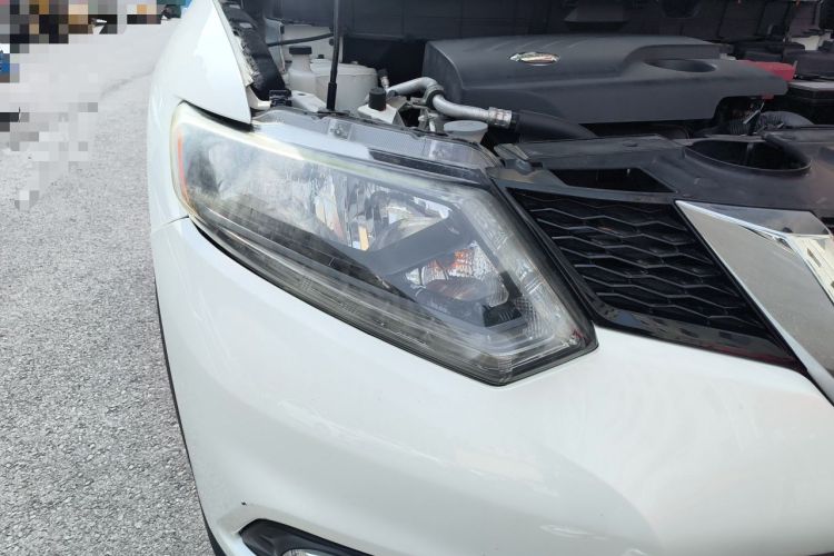 Used Nissan X-Trail 2014 2.0L CVT Comfort Edition 2WD Right Front Headlight