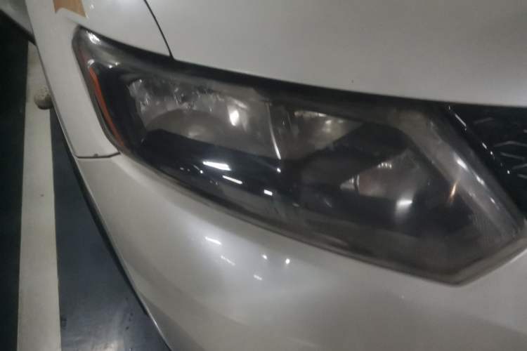 Used Nissan X-Trail 2014 2.0L CVT Comfort Edition 2WD Right Front Headlight