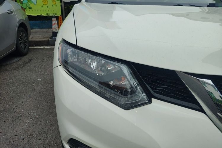 Used Nissan X-Trail 2014 2.0L CVT Comfort Edition 2WD Right Front Headlight
