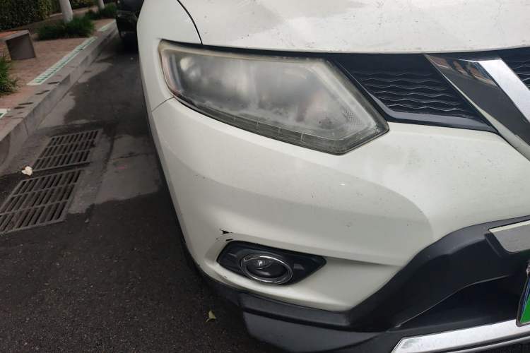 Used Nissan X-Trail 2014 2.0L CVT Comfort Edition 2WD Right Front Headlight