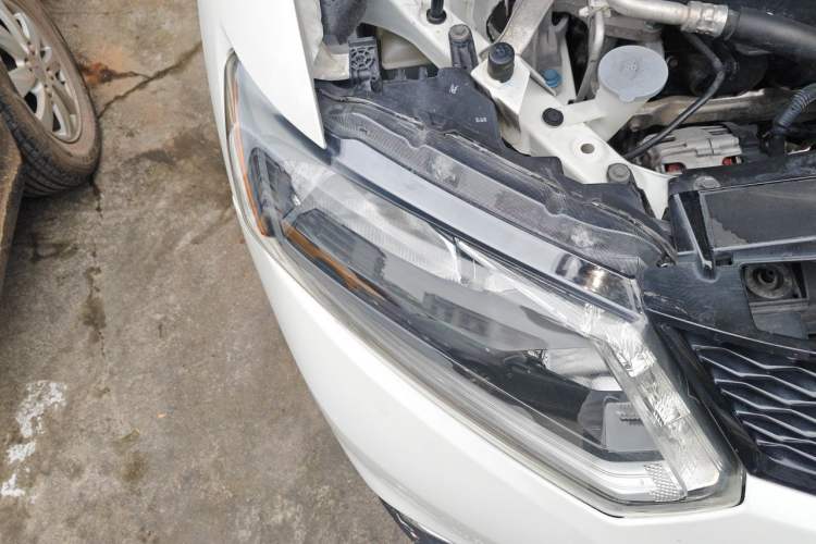 Used Nissan X-Trail 2014 2.0L CVT Comfort Edition 2WD Right Front Headlight