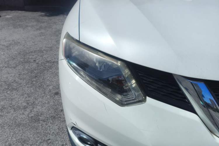 Used Nissan X-Trail 2014 2.0L CVT Comfort Edition 2WD Right Front Headlight