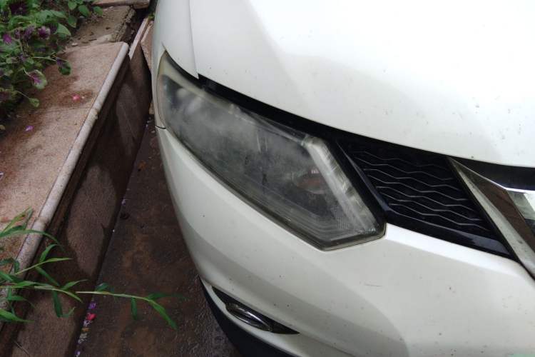 Used Nissan X-Trail 2014 2.0L CVT Comfort Edition 2WD Right Front Headlight