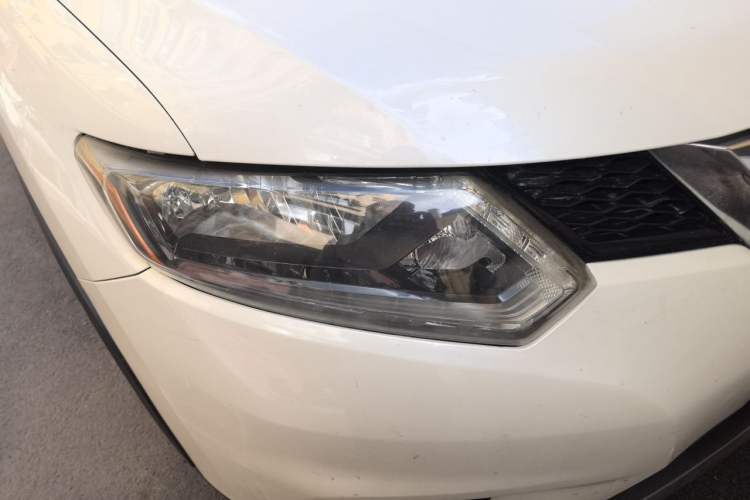 Used Nissan X-Trail 2014 2.0L CVT Comfort Edition 2WD Right Front Headlight