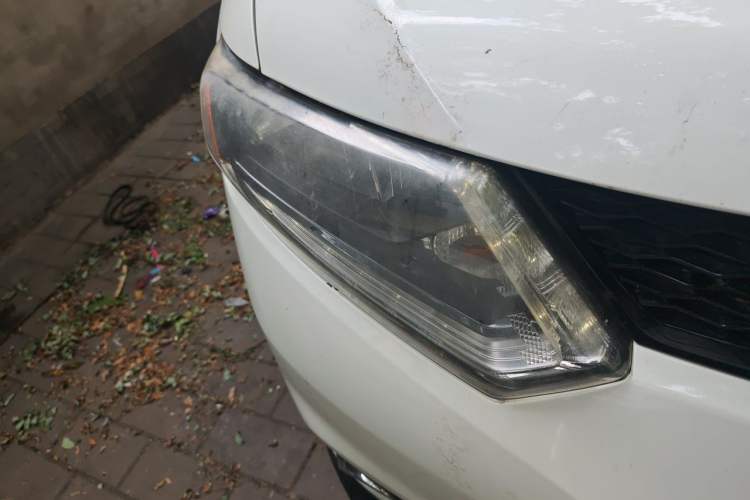 Used Nissan X-Trail 2014 2.0L CVT Comfort Edition 2WD Right Front Headlight