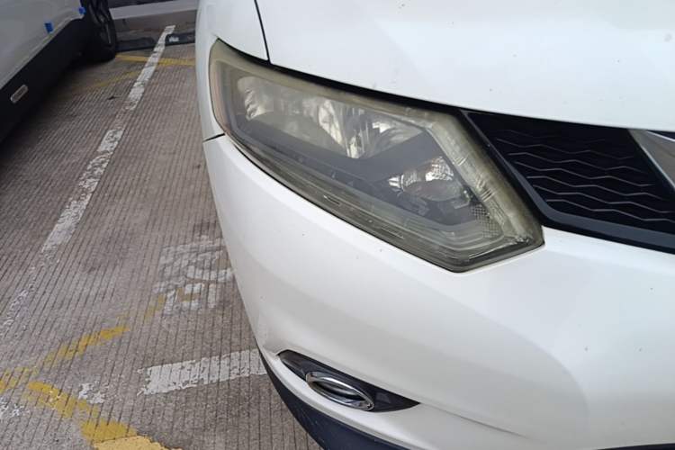 Used Nissan X-Trail 2014 2.0L CVT Comfort Edition 2WD Right Front Headlight