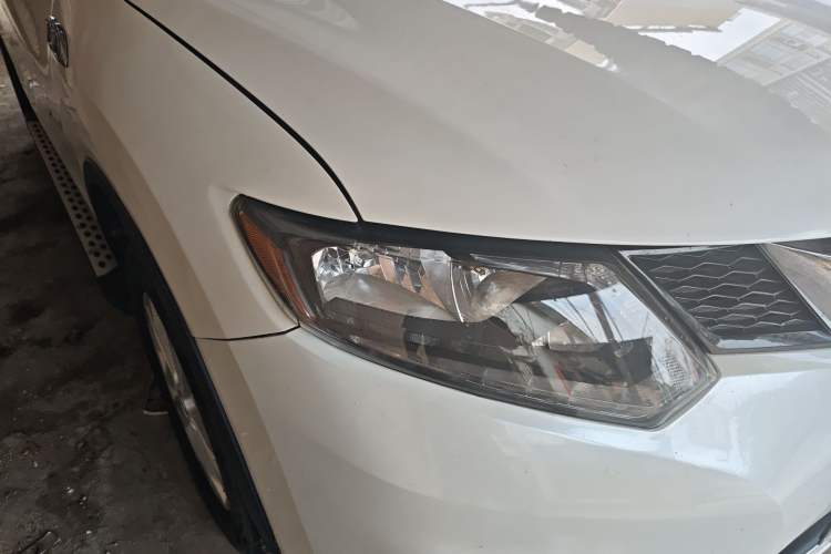 Used Nissan X-Trail 2014 2.0L CVT Comfort Edition 2WD Right Front Headlight