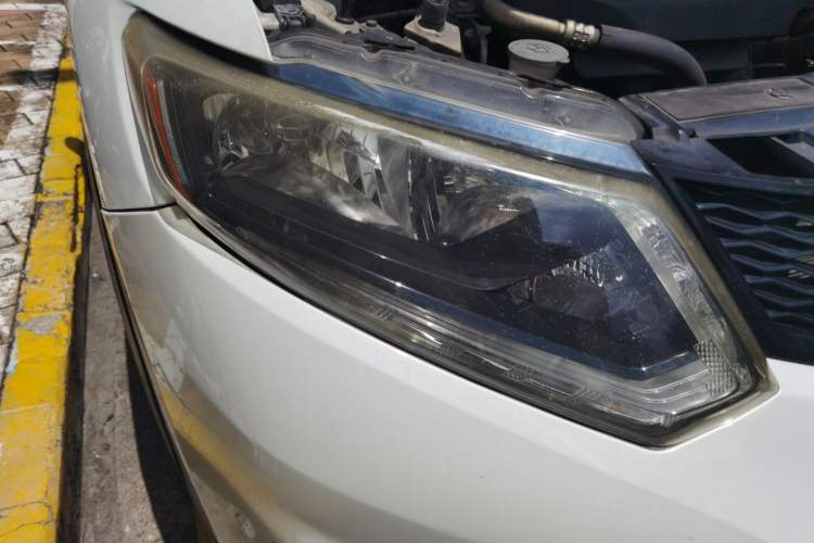 Used Nissan X-Trail 2014 2.0L CVT Comfort Edition 2WD Right Front Headlight