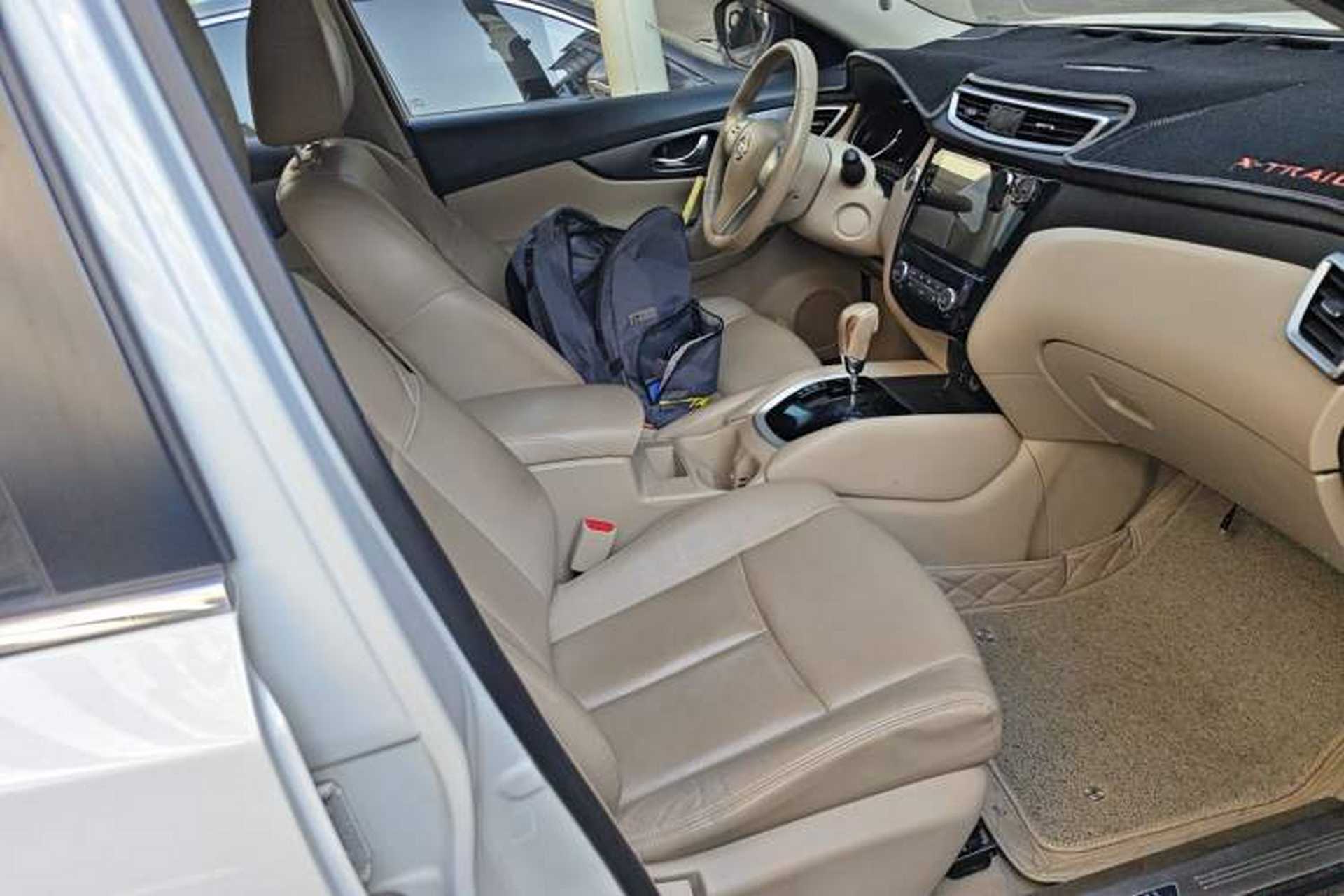 Used Nissan X-Trail 2014 2.0L CVT Comfort Edition 2WD Right Front Seat