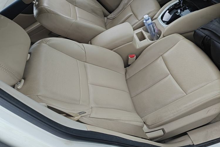 Used Nissan X-Trail 2014 2.0L CVT Comfort Edition 2WD Right Front Seat