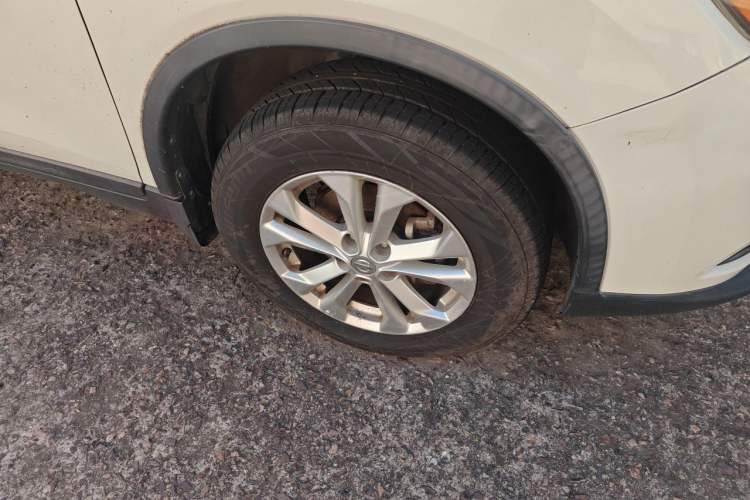 Used Nissan X-Trail 2014 2.0L CVT Comfort Edition 2WD Right Front Wheel Hub
