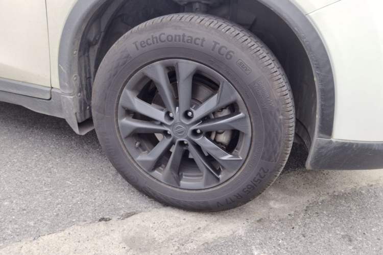 Used Nissan X-Trail 2014 2.0L CVT Comfort Edition 2WD Right Front Wheel Hub