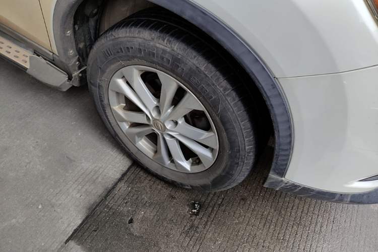 Used Nissan X-Trail 2014 2.0L CVT Comfort Edition 2WD Right Front Wheel Hub