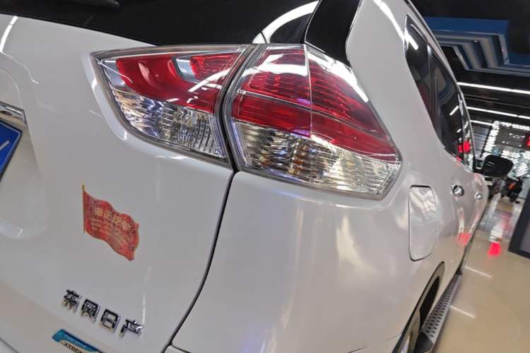 Used Nissan X-Trail 2014 2.0L CVT Comfort Edition 2WD Right Rear Taillight