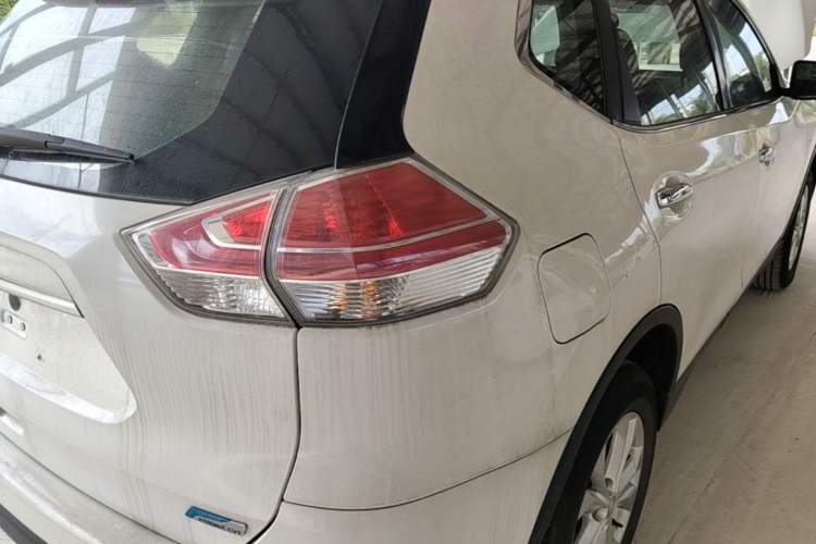 Used Nissan X-Trail 2014 2.0L CVT Comfort Edition 2WD Right Rear Taillight