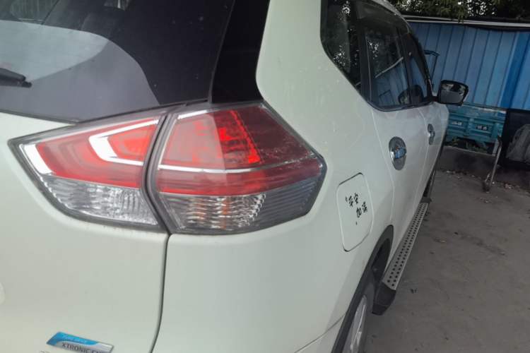 Used Nissan X-Trail 2014 2.0L CVT Comfort Edition 2WD Right Rear Taillight