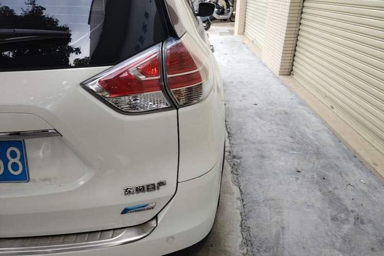 Used Nissan X-Trail 2014 2.0L CVT Comfort Edition 2WD Right Rear Taillight