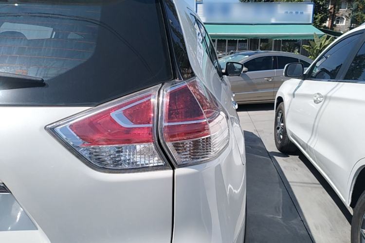 Used Nissan X-Trail 2014 2.0L CVT Comfort Edition 2WD Right Rear Taillight
