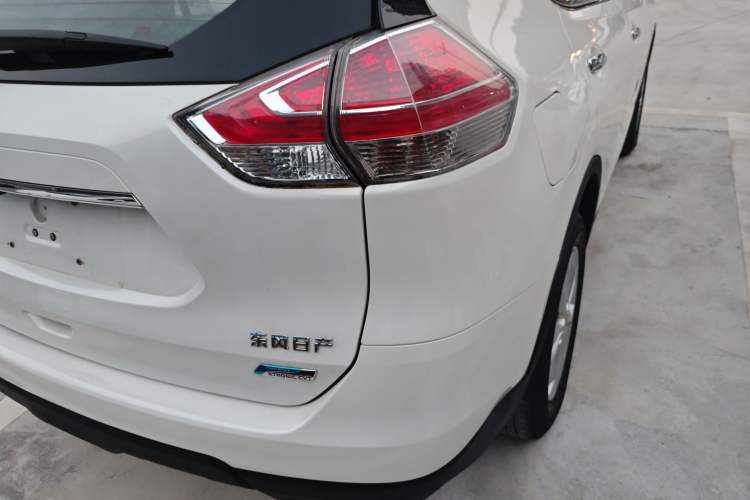 Used Nissan X-Trail 2014 2.0L CVT Comfort Edition 2WD Right Rear Taillight
