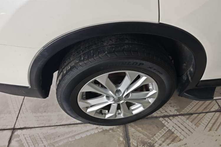 Used Nissan X-Trail 2014 2.0L CVT Comfort Edition 2WD Right Rear Wheel Hub
