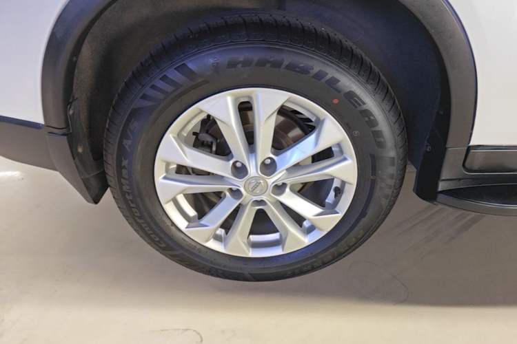 Used Nissan X-Trail 2014 2.0L CVT Comfort Edition 2WD Right Rear Wheel Hub
