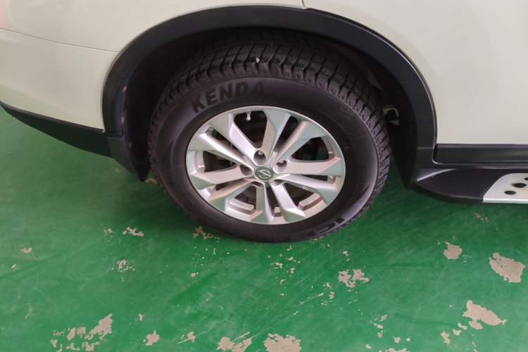 Used Nissan X-Trail 2014 2.5L CVT Luxury Edition 4WD Right Rear Wheel Hub