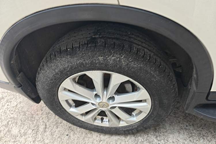Used Nissan X-Trail 2014 2.0L CVT Comfort Edition 2WD Right Rear Wheel Hub