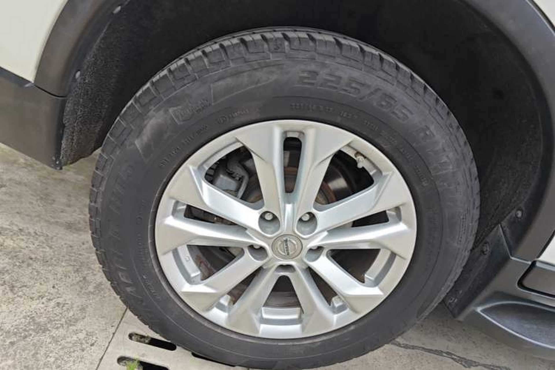 Used Nissan X-Trail 2014 2.0L CVT Comfort Edition 2WD Right Rear Wheel Hub