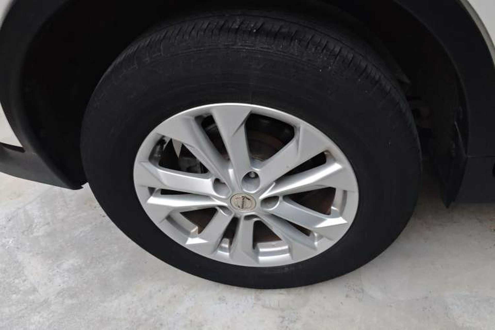 Used Nissan X-Trail 2014 2.0L CVT Comfort Edition 2WD Right Rear Wheel Hub