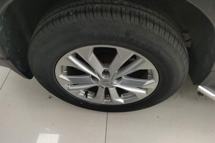 Used Nissan X-Trail 2014 2.0L CVT Smart Edition 2WD Right Rear Wheel Hub