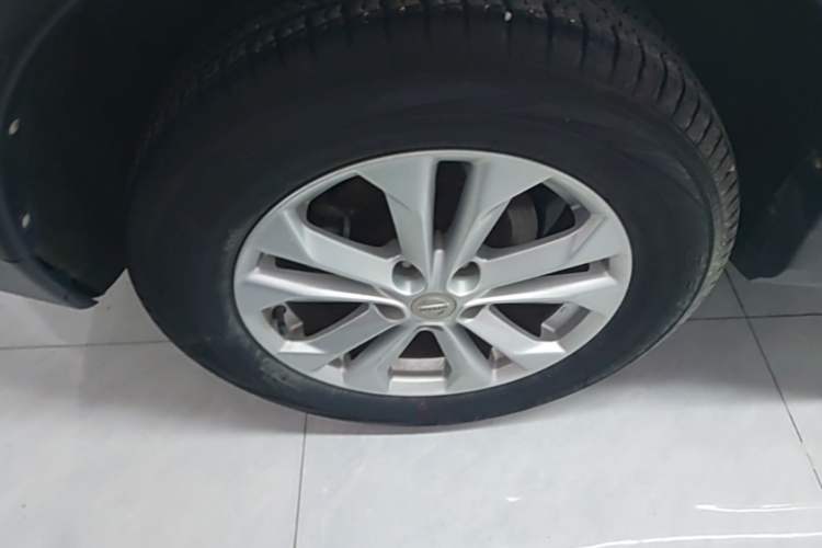 Used Nissan X-Trail 2014 2.0L CVT Comfort Edition 2WD Right Rear Wheel Hub