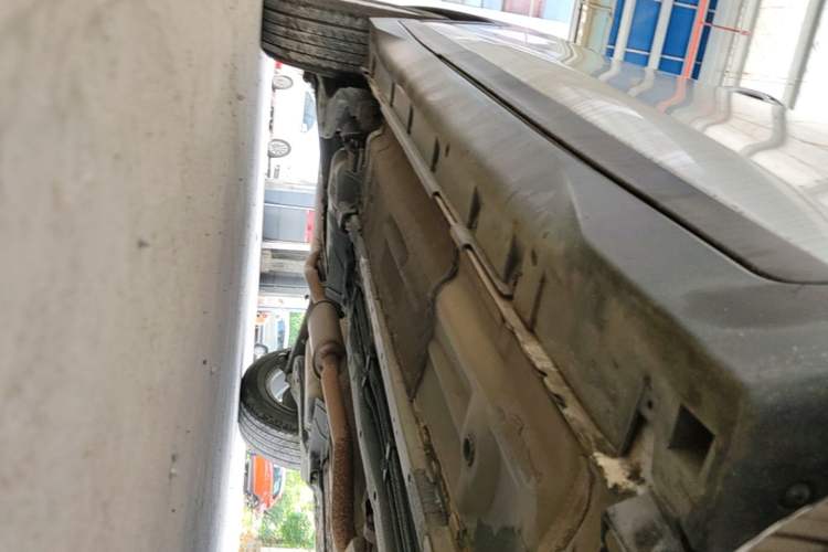 Used Nissan X-Trail 2014 2.0L CVT Comfort Edition 2WD Right Side Sill