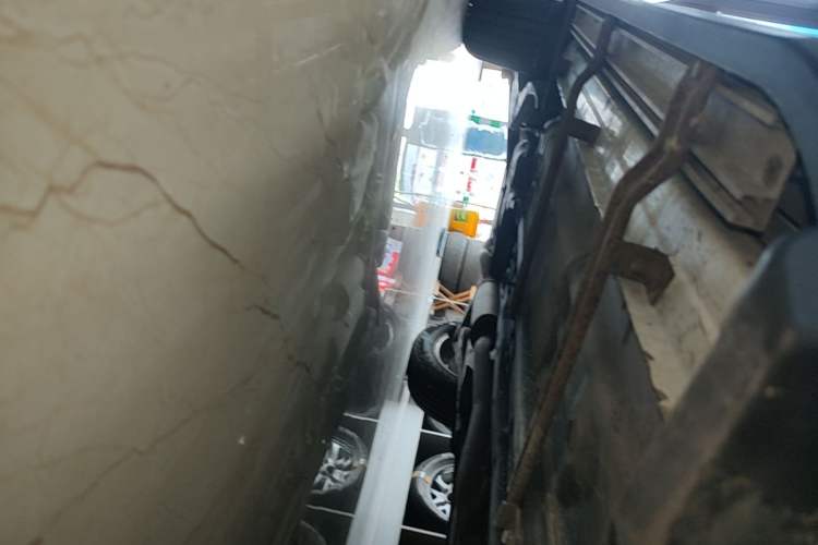 Used Nissan X-Trail 2014 2.5L CVT Leading Edition 4WD Right Side Sill