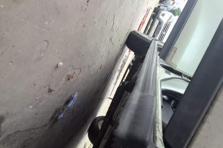 Used Nissan X-Trail 2014 2.0L CVT Comfort Edition 2WD Right Side Sill