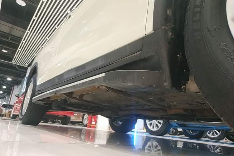 Used Nissan X-Trail 2014 2.0L CVT Comfort Edition 2WD Right Side Sill