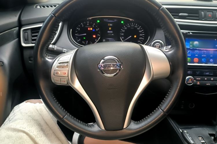 Used Nissan X-Trail 2014 2.5L CVT Leading Edition 4WD Steering Wheel