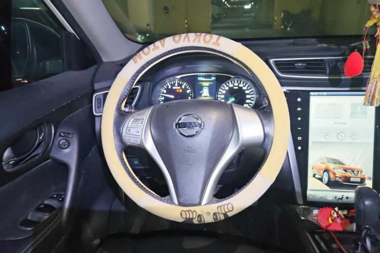 Used Nissan X-Trail 2014 2.0L CVT Comfort Edition 2WD Steering Wheel