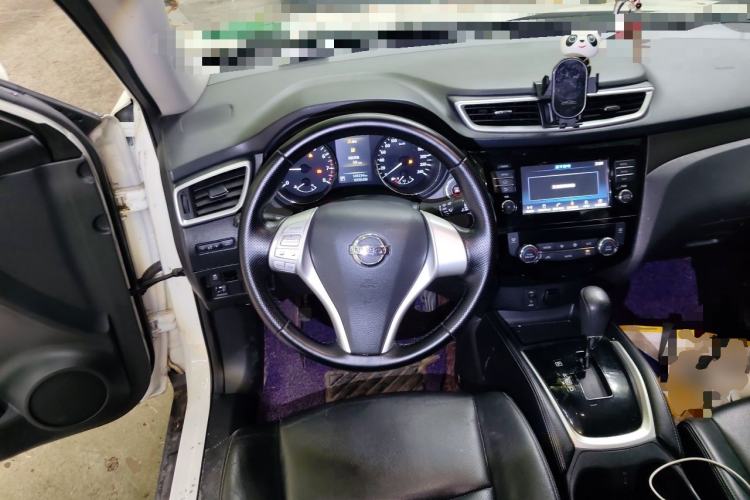 Used Nissan X-Trail 2014 2.0L CVT Comfort Edition 2WD Steering Wheel