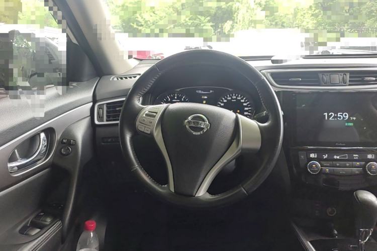 Used Nissan X-Trail 2014 2.0L CVT Comfort Edition 2WD Steering Wheel