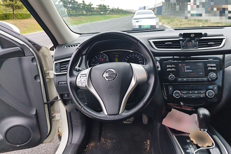 Used Nissan X-Trail 2014 2.5L CVT Leading Edition 4WD Steering Wheel